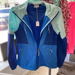 Columbia sportswear Co Womens light windbreaker